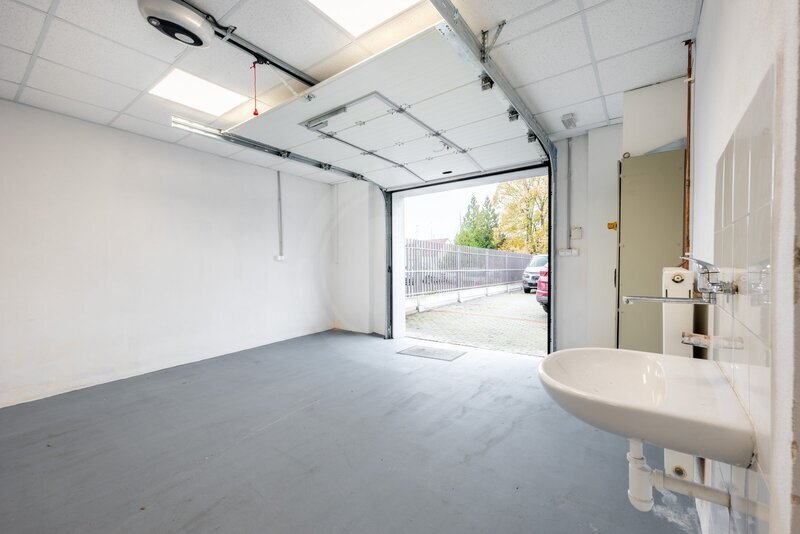 PRODEJ KOMERČNÍHO AREÁLU, LEDENICE, OKR. Č. BUDĚJOVICE