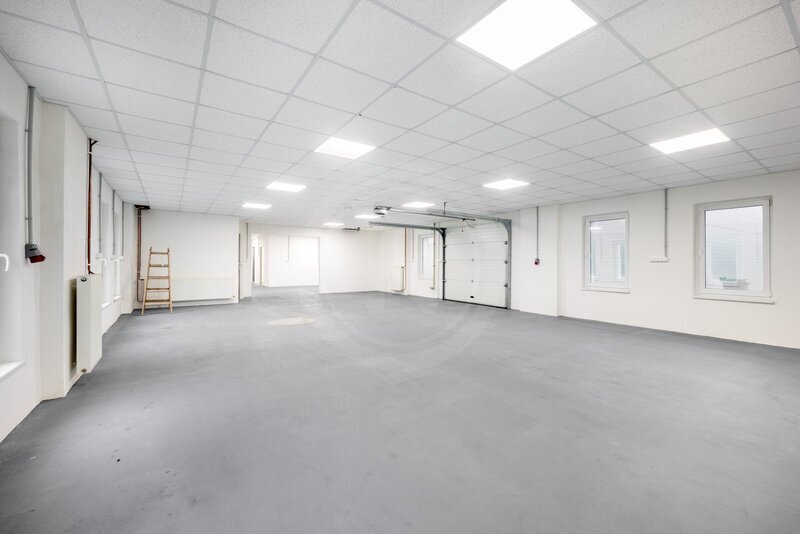 PRODEJ KOMERČNÍHO AREÁLU, LEDENICE, OKR. Č. BUDĚJOVICE