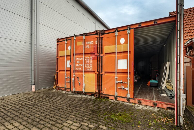 PRODEJ KOMERČNÍHO AREÁLU, LEDENICE, OKR. Č. BUDĚJOVICE