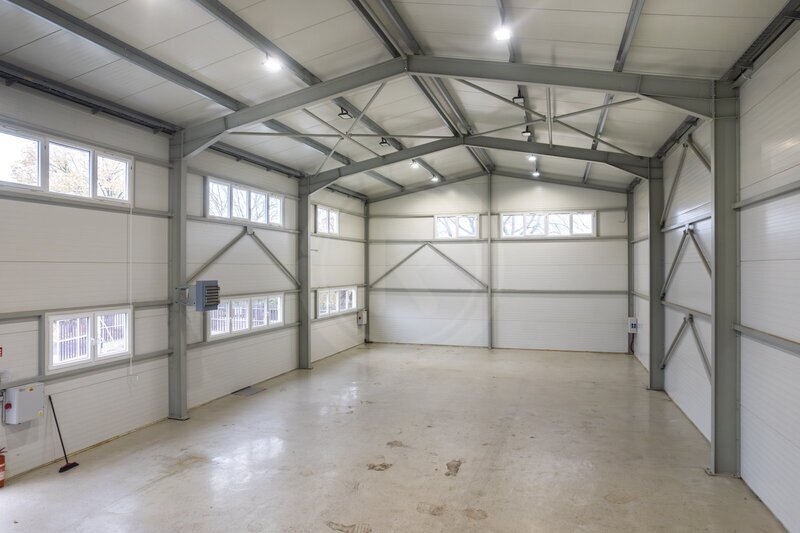 PRODEJ KOMERČNÍHO AREÁLU, LEDENICE, OKR. Č. BUDĚJOVICE