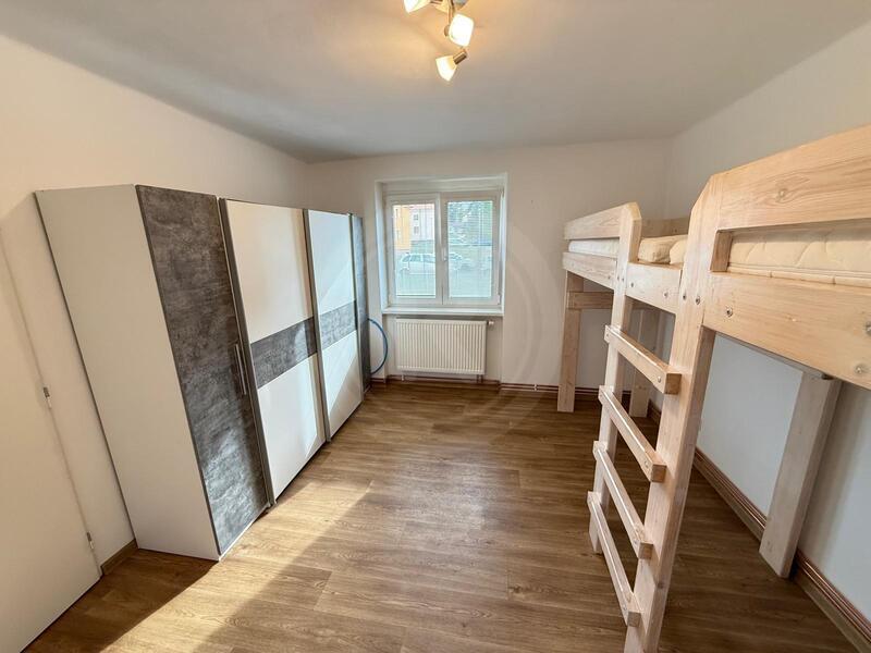 PRONÁJEM ZDĚNÉHO BYTU 2+1, ORLICKÁ, TÝN NAD VLTAVOU