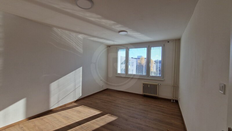 PRONÁJEM BYTU 1+1 S BALKONEM, U TROJICE, ČESKÉ BUDĚJOVICE