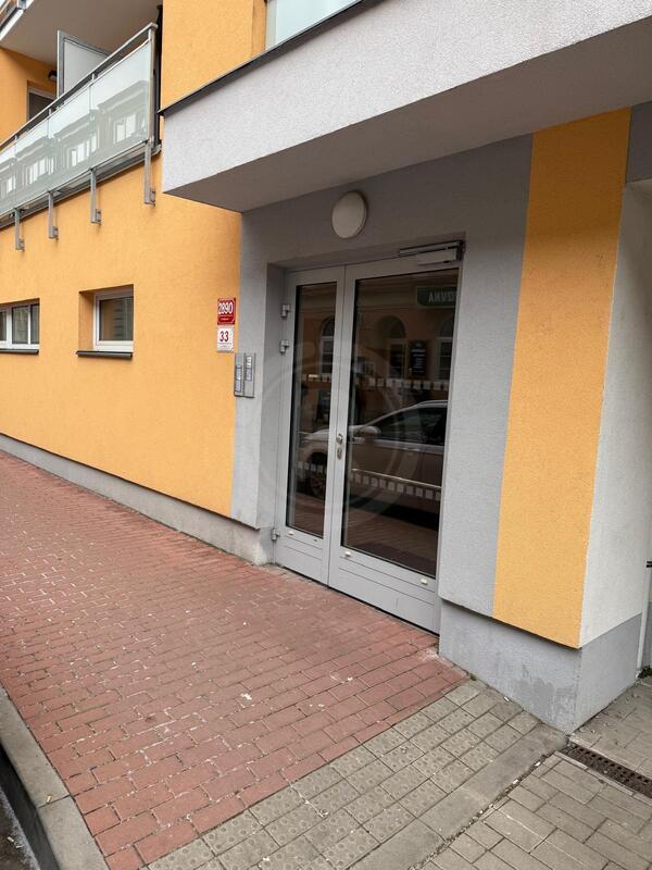 PRONÁJEM VNITŘNÍHO PARKOVÁNÍ, J. Š. BAARA, Č. BUDĚJOVICE