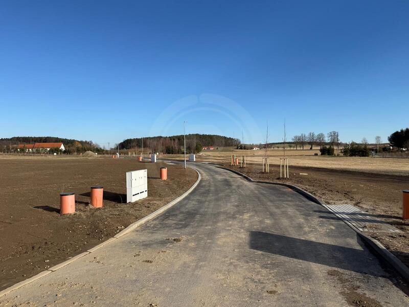 PRODEJ STAVEBNÍCH PARCEL 971 - 1.441 M2, LIPÍ U Č. BUDĚJOVIC