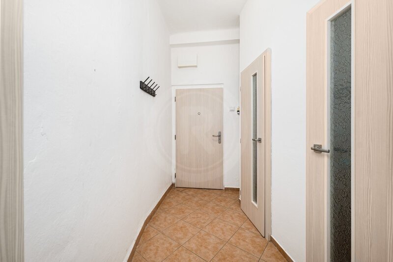 PRODEJ BYTU 1+1 S KOMOROU, KLARICOVA, ČESKÉ BUDĚJOVICE