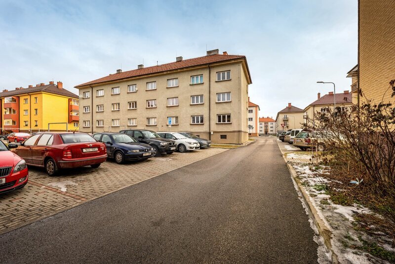 PRODEJ ZDĚNÉHO BYTU 2+1, NA LIBUŠI, BECHYNĚ