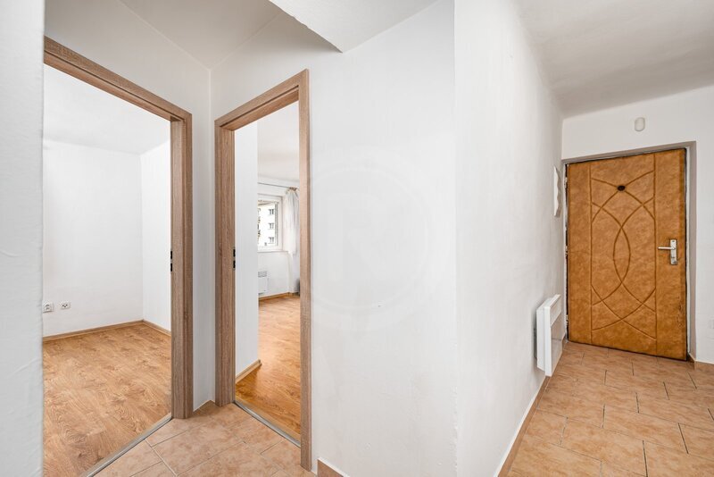 PRODEJ ZDĚNÉHO BYTU 2+1, NA LIBUŠI, BECHYNĚ