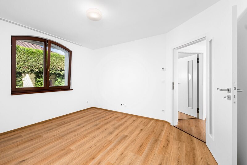 PRODEJ RODINNÉHO DOMU 4+1 SE ZAHRADOU A GARÁŽÍ, LITVÍNOVICE