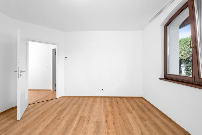PRODEJ RODINNÉHO DOMU 4+1 SE ZAHRADOU A GARÁŽÍ, LITVÍNOVICE