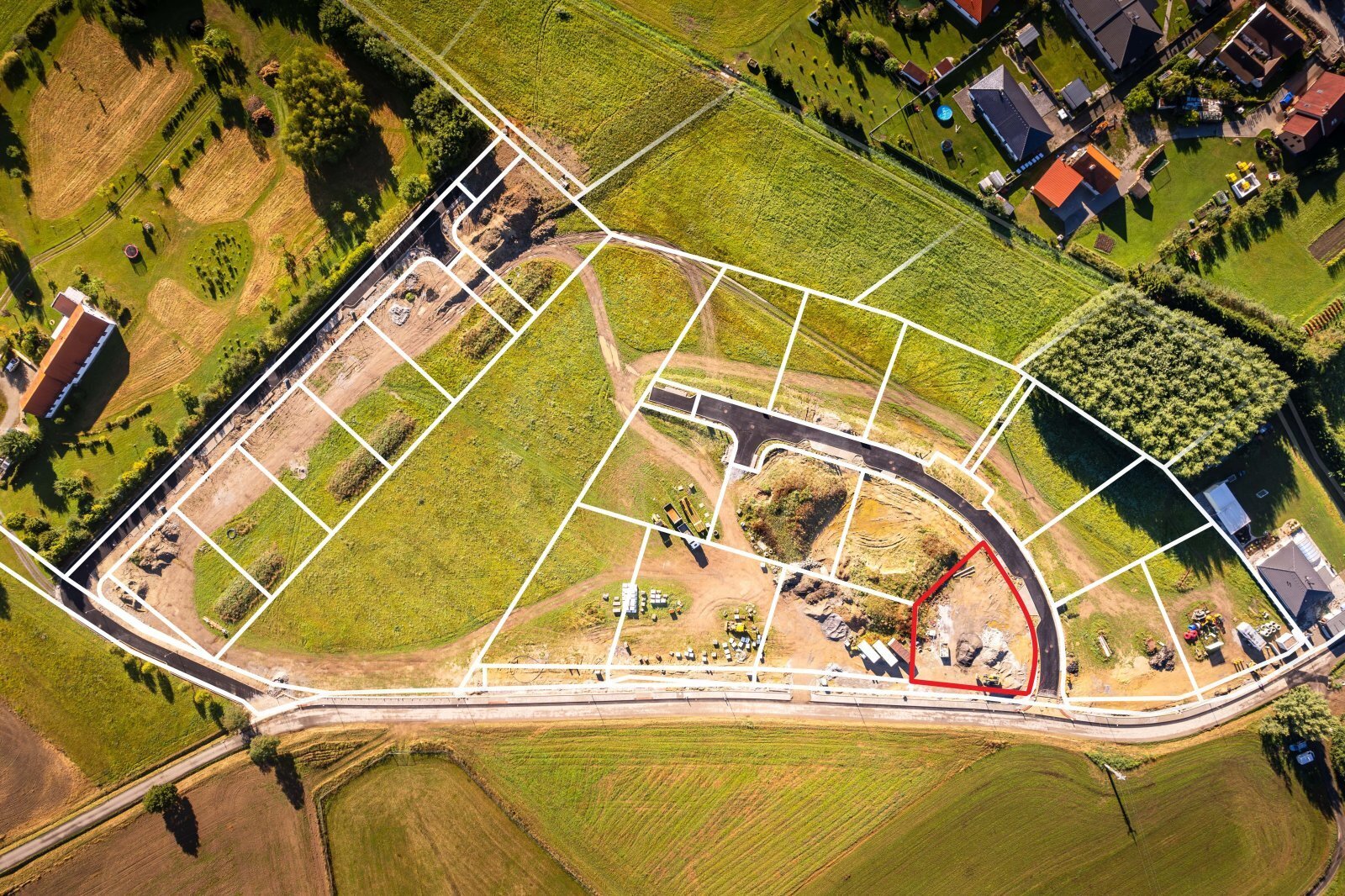 PRODEJ STAVEBNÍ PARCELY 1.057 M2, LIPÍ U ČESKÝCH BUDĚJOVIC