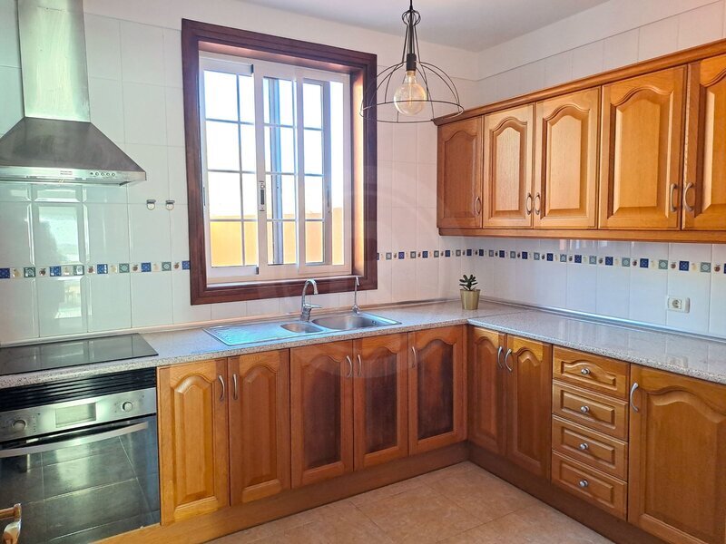 PRODEJ ŘADOVÉHO DOMU 3+1, SAN BERNARDO, TENERIFE