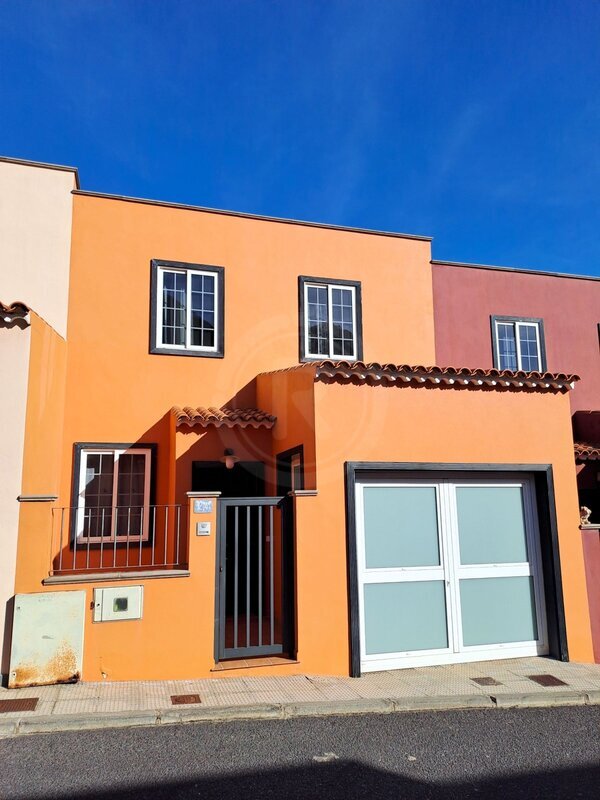 PRODEJ ŘADOVÉHO DOMU 3+1, SAN BERNARDO, TENERIFE