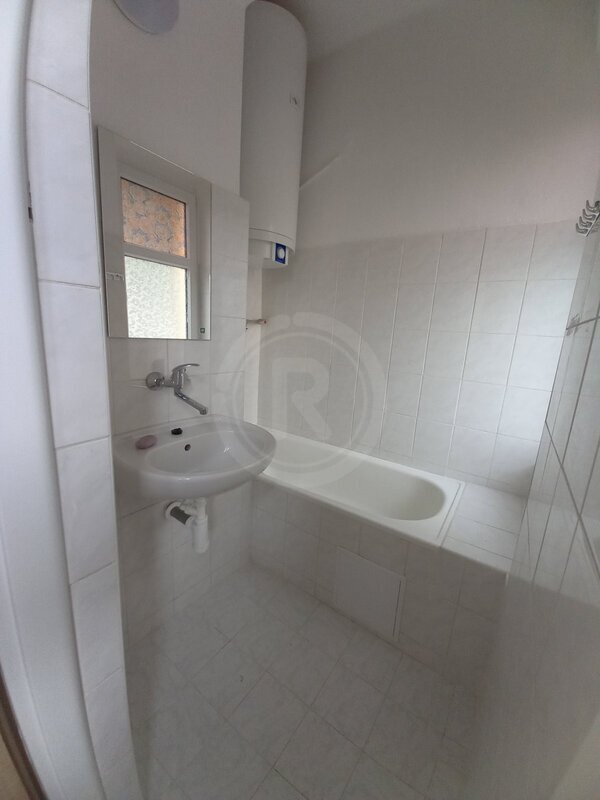 PRONÁJEM BYTU 1+1, DĚLNICKÁ, ČESKÉ BUDĚJOVICE