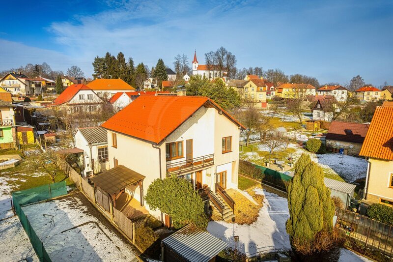 PRODEJ RODINNÉHO DOMU 6+1, BESEDNICE, OKR. ČESKÝ KRUMLOV