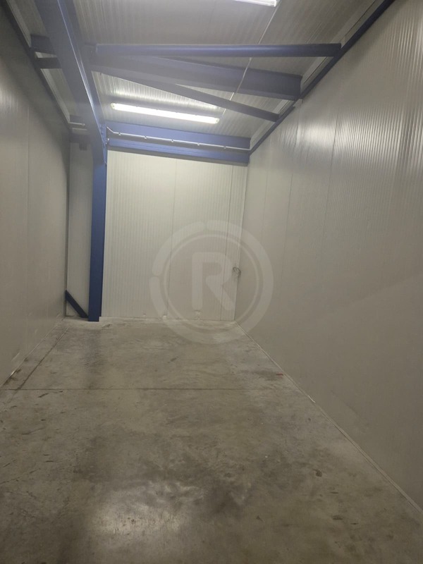 PRONÁJEM SKLADOVÝCH PROSTOR S RAMPOU, VRÁTO U ČB