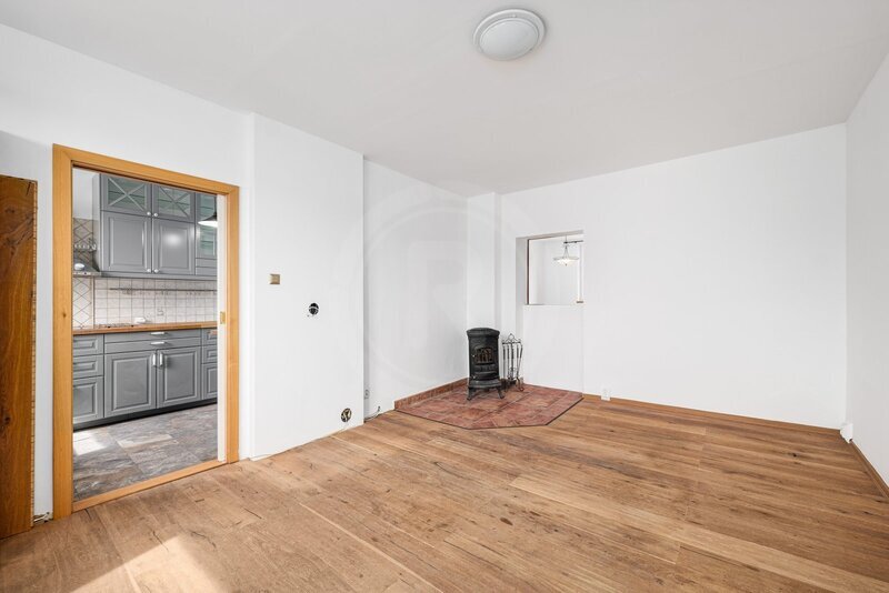 PRODEJ VELKÉHO BYTU 4+1, J. PLACHTY, ČESKÉ BUDĚJOVICE