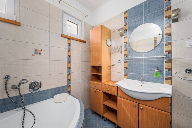 PRODEJ VELKÉHO BYTU 4+1, J. PLACHTY, ČESKÉ BUDĚJOVICE