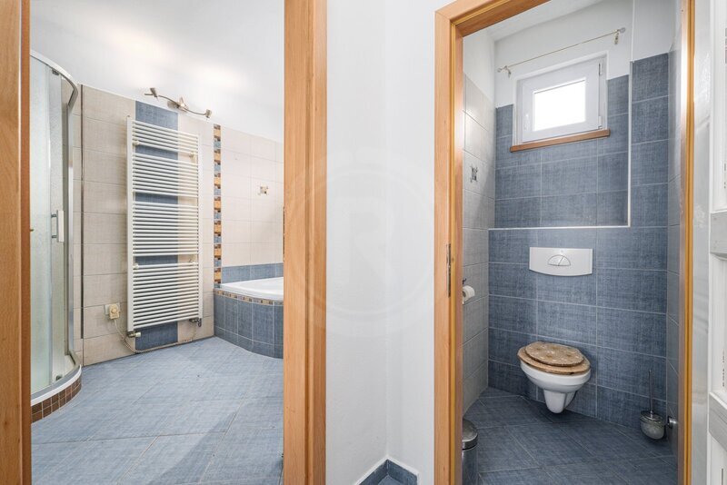 PRODEJ VELKÉHO BYTU 4+1, J. PLACHTY, ČESKÉ BUDĚJOVICE