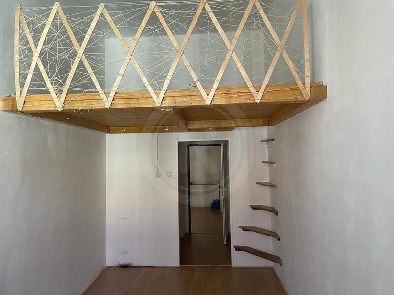 PRONÁJEM BYTU 3+1, HROZNOVÁ, ČESKÉ BUDĚJOVICE