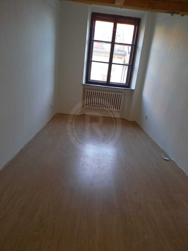 PRONÁJEM BYTU 3+1, HROZNOVÁ, ČESKÉ BUDĚJOVICE