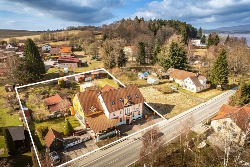 PRODEJ ZAVEDENÉHO PENZIONU S RESTAURACÍ, ČERNÁ V POŠUMAVÍ