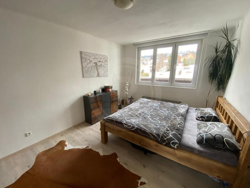 PRONÁJEM ZDĚNÉHO BYTU 2+1, CENTRUM OBCE KVILDA