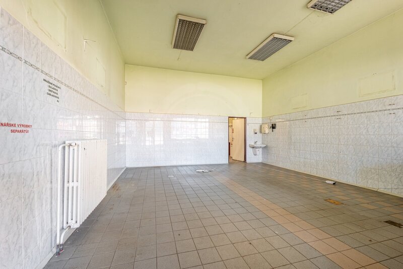 PRONÁJEM OBCHODNÍCH PROSTOR, ČESKÁ, PRACHATICE