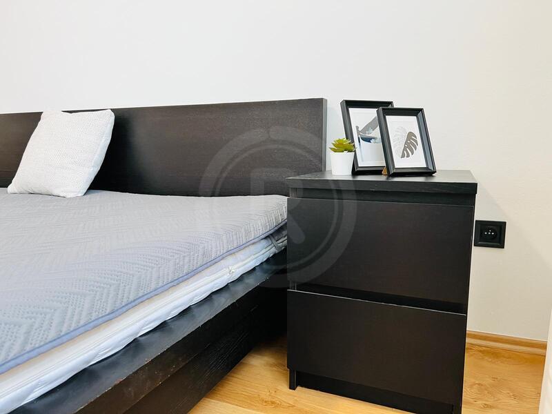 PRONÁJEM ZAŘÍZENÉHO BYTU 2+KK S BALKONEM, RIEGROVA, ČB