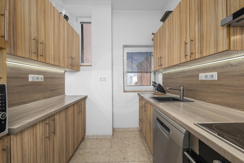 PRODEJ PROSTORNÉHO BYTU 3+1, JERONÝMOVA, ČESKÉ BUDĚJOVICE