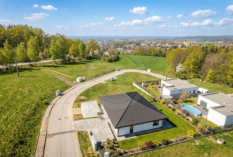 PRODEJ NOVOSTAVBY 4+KK SE ZAHRADOU, HLINCOVÁ HORA, ČB