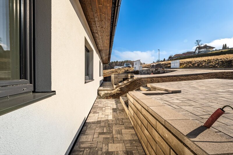 PRODEJ NOVOSTAVBY 4+KK SE ZAHRADOU, HLINCOVÁ HORA, ČB