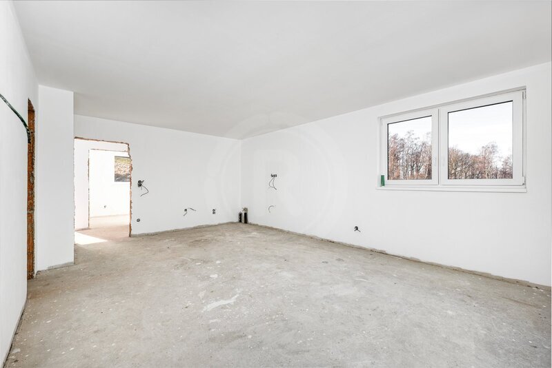 PRODEJ NOVOSTAVBY 4+KK SE ZAHRADOU, HLINCOVÁ HORA, ČB