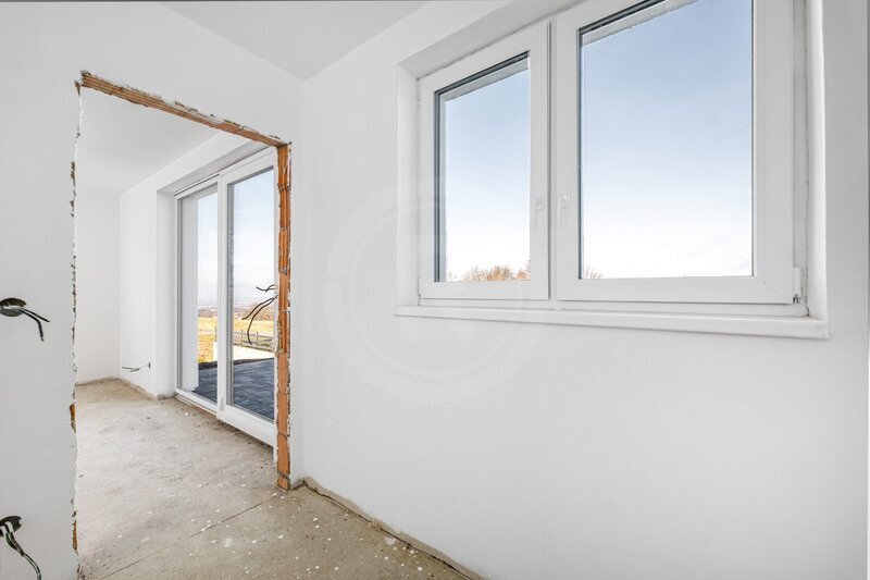 PRODEJ NOVOSTAVBY 4+KK SE ZAHRADOU, HLINCOVÁ HORA, ČB