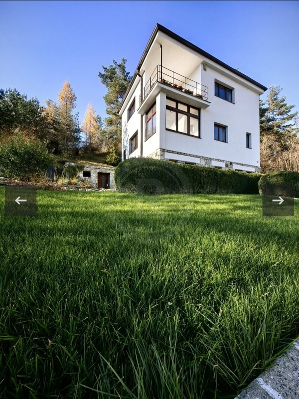 PRODEJ RD, 3 APARTMÁNY, PARKOVÁNÍ, ČESKÝ KRUMLOV