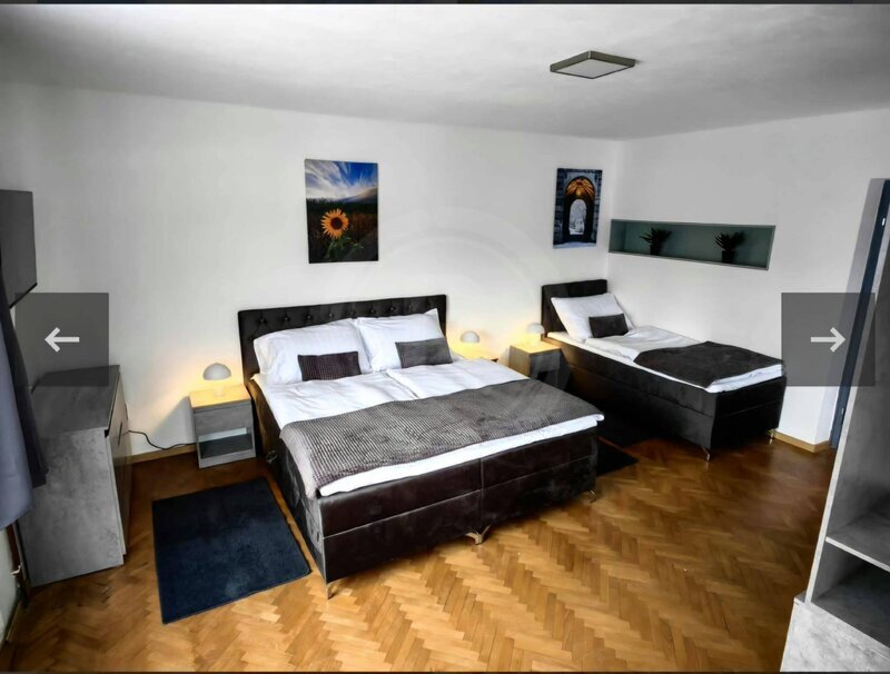 PRODEJ RD, 3 APARTMÁNY, PARKOVÁNÍ, ČESKÝ KRUMLOV