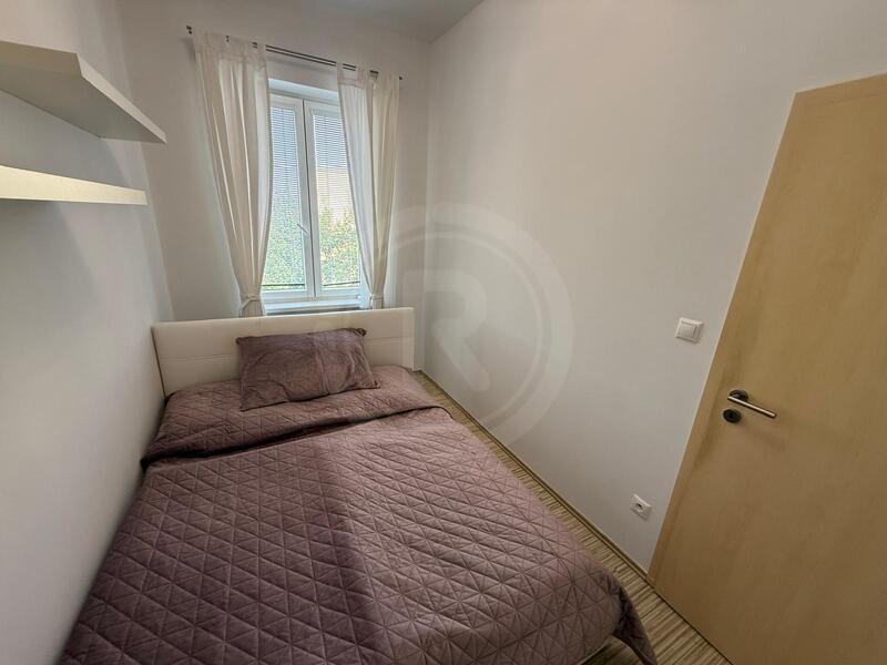 PRONÁJEM ZAŘÍZENÉHO BYTU 2+KK, RUDOLFOVSKÁ TŘ., Č. BUDĚJOVICE