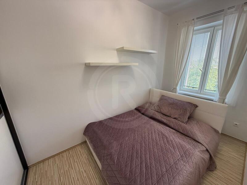 PRONÁJEM ZAŘÍZENÉHO BYTU 2+KK, RUDOLFOVSKÁ TŘ., Č. BUDĚJOVICE