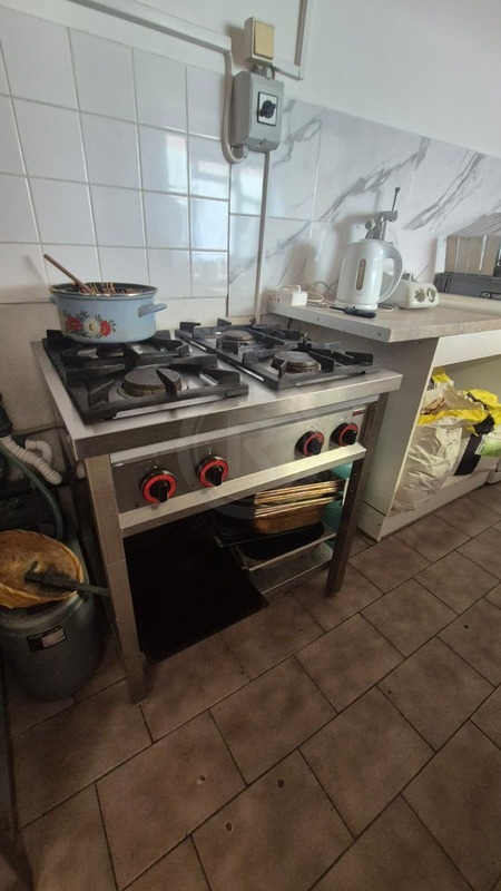 PRONÁJEM PROSTORU KAVÁRNY/CUKRÁRNY, LANNOVA TŘ., Č. BUDĚJOVICE