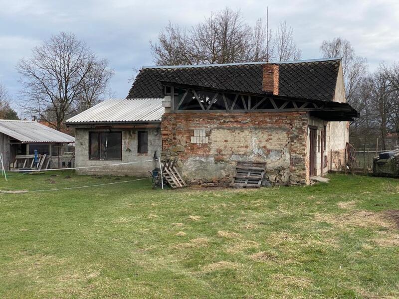PRODEJ ROZSÁHLÝCH POZEMKŮ S BÝVALÝM STAVENÍM, LUŽNICE, OKR. J. HRADEC