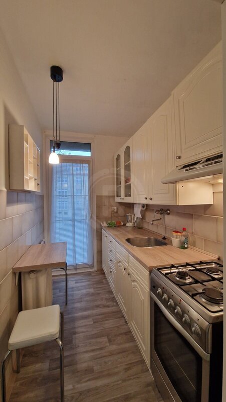 PRONÁJEM ZAŘÍZENÉHO BYTU 3+1, LUČNÍ, ČESKÉ BUDĚJOVICE