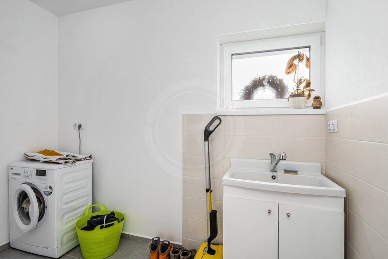 PRODEJ RODINNÉHO DOMU 5+KK, PLATANOVÁ, ČESKÉ BUDĚJOVICE