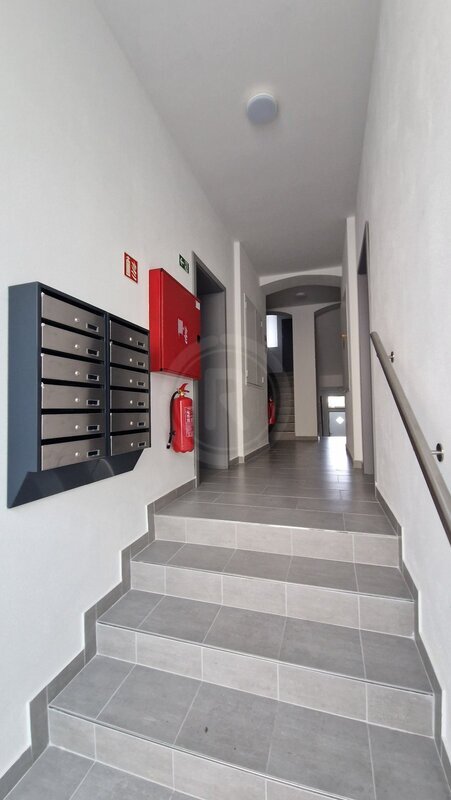 PRONÁJEM MODERNÍHO BYTU 2+KK, LIPENSKÁ, ČESKÉ BUDĚJOVICE