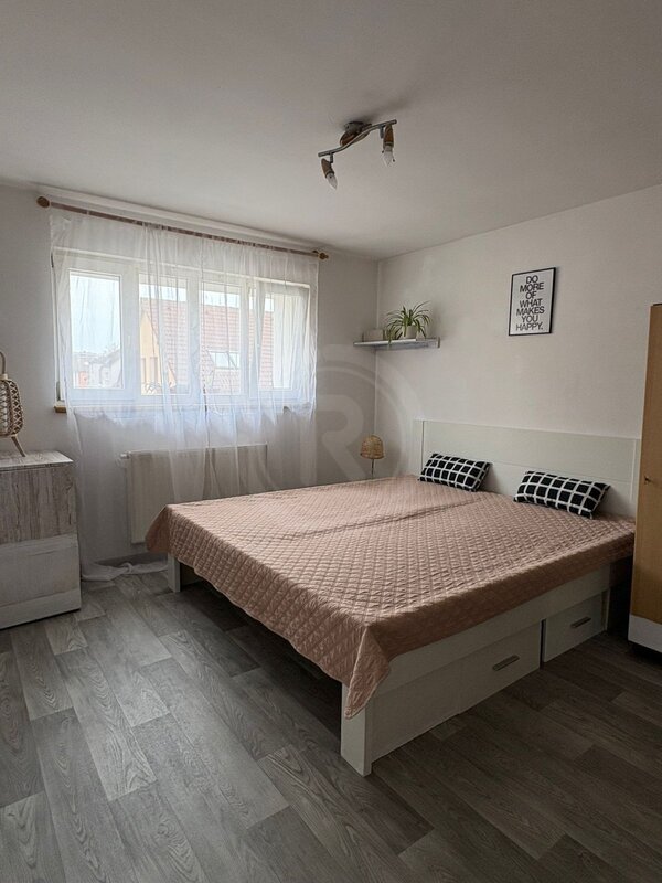 PRODEJ BYTOVÉHO DOMU SE ČTYŘMI BYTY, K. FLEISCHMANA, ČB