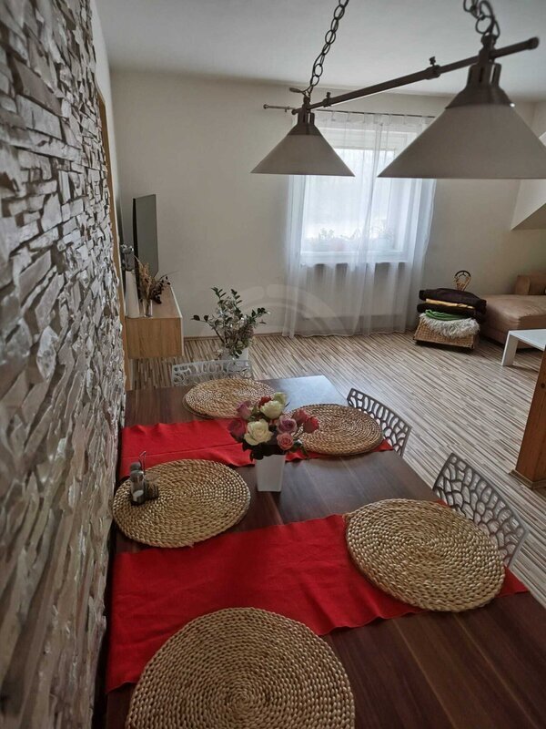 PRODEJ RODINNÉHO DOMU S GARÁŽÍ, POD KOPCEM, KŘEMŽE