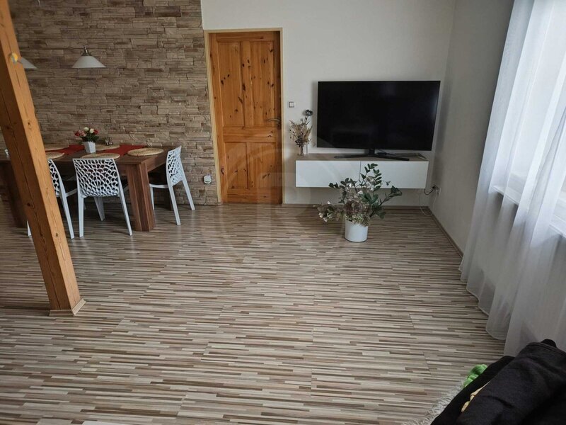 PRODEJ RODINNÉHO DOMU S GARÁŽÍ, POD KOPCEM, KŘEMŽE