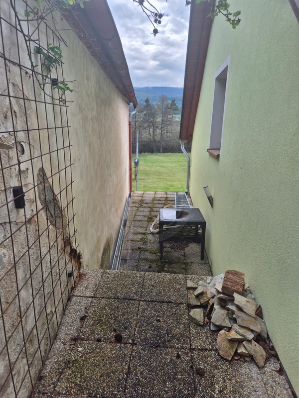 PRODEJ RODINNÉHO DOMU S GARÁŽÍ, POD KOPCEM, KŘEMŽE