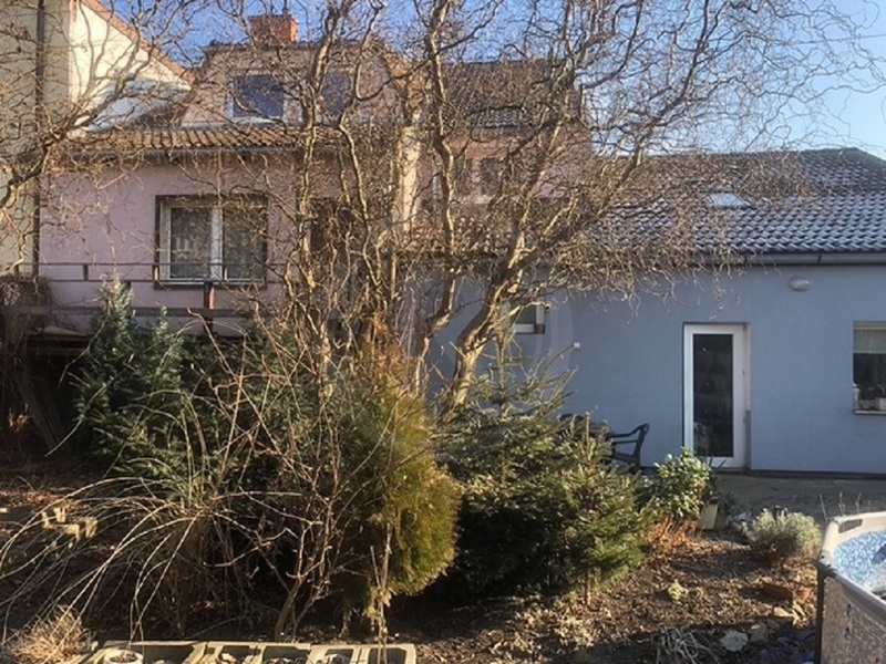 PRODEJ BYTOVÉHO DOMU SE ČTYŘMI BYTY, K. FLEISCHMANA, ČB