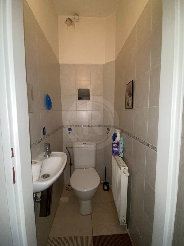 PRODEJ BYTOVÉHO DOMU SE ČTYŘMI BYTY, K. FLEISCHMANA, ČB