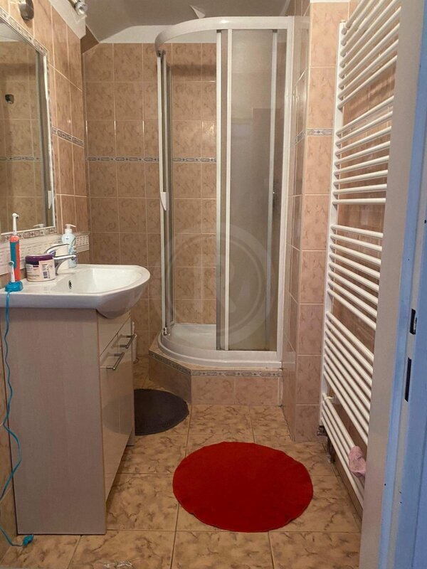 PRODEJ BYTOVÉHO DOMU SE ČTYŘMI BYTY, K. FLEISCHMANA, ČB