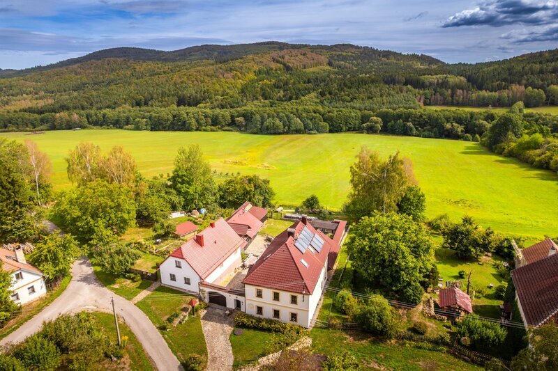 PRODEJ HISTORICKÉ CHALUPY, SMĚDEČEK, KTIŠ